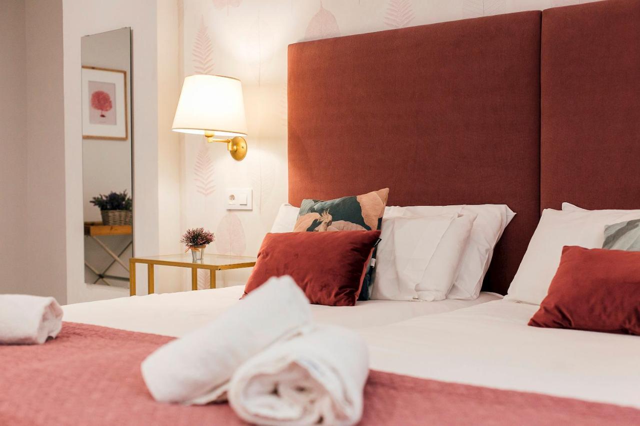Minty Stay - 3Bd Cathedral Sevilla Bagian luar foto
