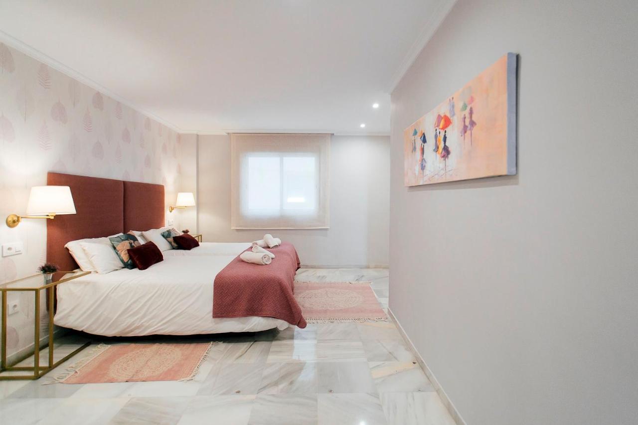 Minty Stay - 3Bd Cathedral Sevilla Bagian luar foto