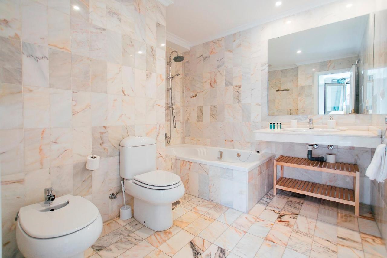 Minty Stay - 3Bd Cathedral Sevilla Bagian luar foto