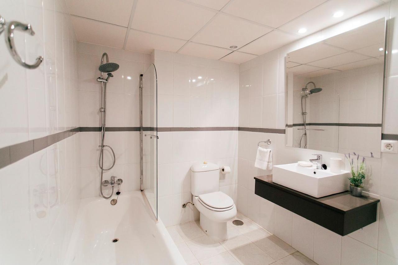 Minty Stay - 3Bd Cathedral Sevilla Bagian luar foto